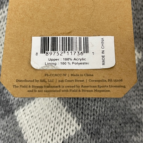 Field & Stream Cozy Cabin Gray and White Plaid Knit Beanie Hat NWT - Picture 6 of 9